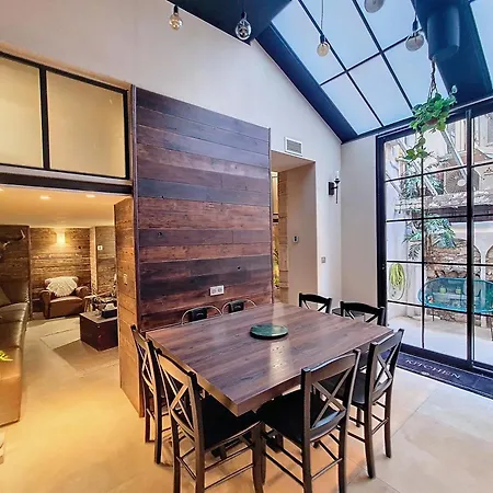 Loft Centre 2 Parking דירה *